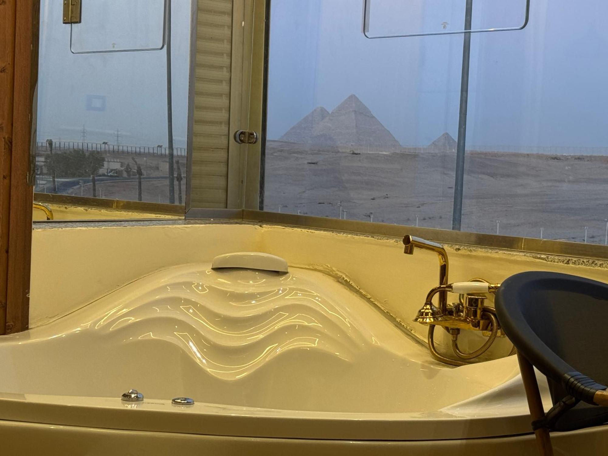 White Pyramids Inn Nazlat as Sammān Esterno foto